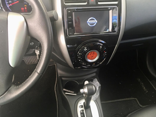 Nissan Versa 1.6 16v Unique Flexstart Cvt 2017 - Impecável