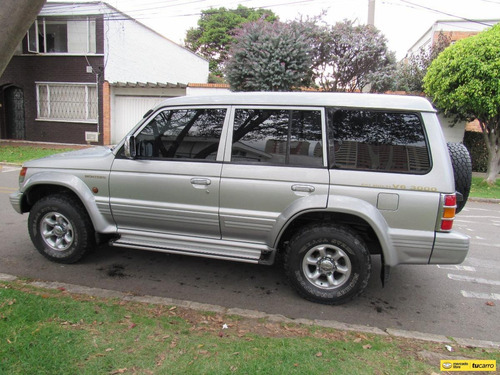 Imagen 16 de 25 de Mitsubishi Montero 3.0 V13 4x4