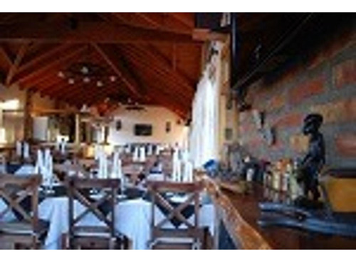 Complejo De Cabañas Con Confitería/bar/restaurante