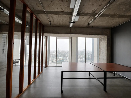 Arriendo Linda Oficina En Metro Principe De Gales