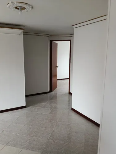 Apartamento En Venta En Loma De Los Bernal. Cod V12481