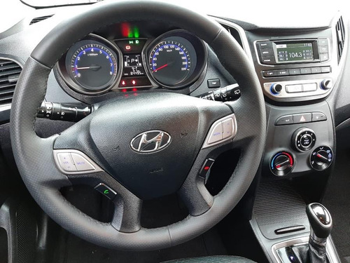 Hyundai Hb20x Style 1.6 (aut) Flex Automático