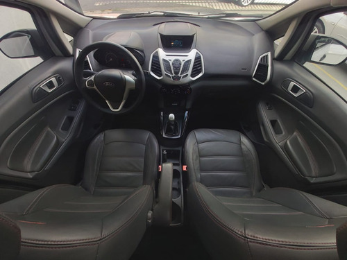 Imagem 2 de 6 de Ecosport Freestyle 1.6 - Manual - Com Banco De Couro