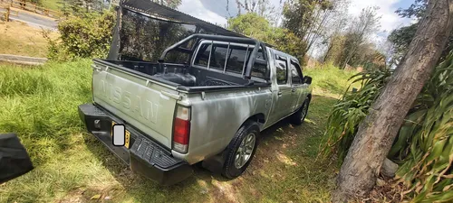 Nissan Frontier 2.5 Std D22 4x2