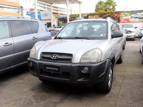 Hyundai Tucson At