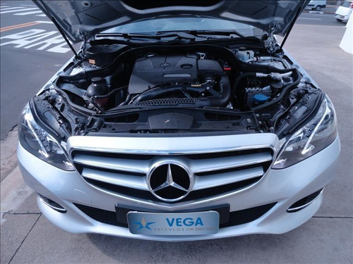 Imagem 6 de 11 de Mercedes-benz E 250 2.0 Avantgarde 16v Turbo Gasolina 4p Aut