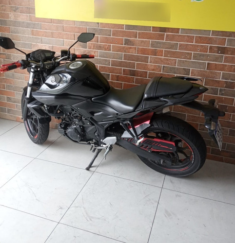 Imagem 2 de 5 de Yamaha Mt 03