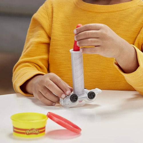 Imagem 4 de 4 de Massinha Play Doh Wheels Caminhão De Reboque Hasbro