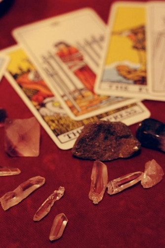 Imagem 1 de 2 de Consulta De Tarot Para Resolução De Problemas