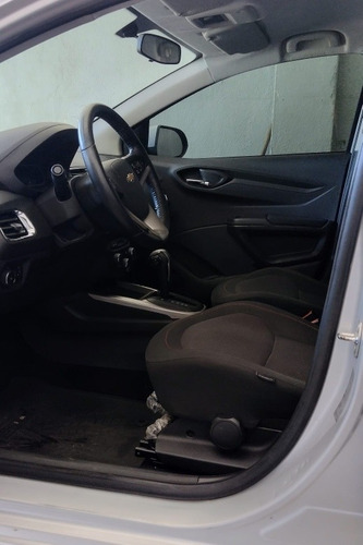 Imagen 10 de 18 de Chevrolet Onix 1.4 Ltz At 98cv 2016