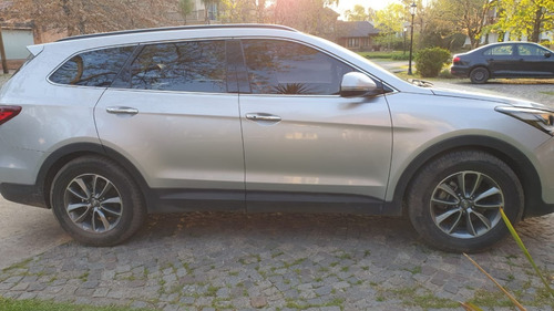 Imagen 3 de 7 de Hyundai Grand Santa Fe 2.2 Crdi