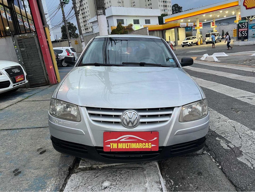Imagem 2 de 9 de Volkswagen Gol 2006 1.0 Plus Total Flex 4p