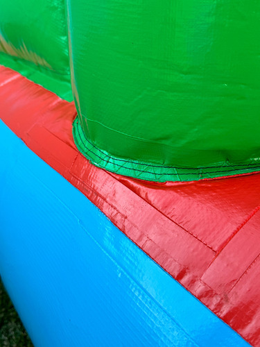 Mini Tobogã Com Piscina De Bolinhas