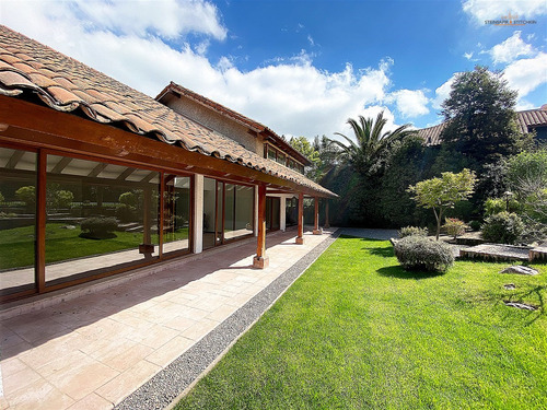 Casa En Arriendo De 5 Dorm. Jardín Oriente, En Los Trapenses