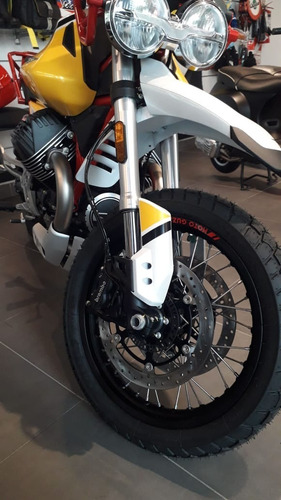 Imagen 4 de 15 de Moto Guzzi V85 Tt 2020 Amarilla 0km Entrega Inmediata!!