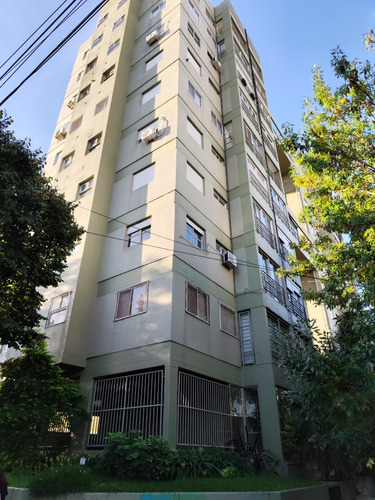 Departamento En Alquiler, Un Dormitorio, Al Frente, La Plata 7 Y 62