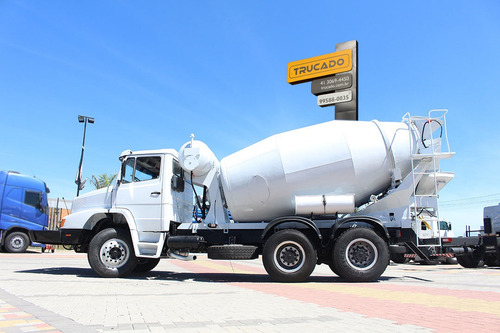 Mb 2635 - 6x4 - Betoneira 8m = Vw Volvo Iveco Volks Ford
