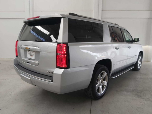 Chevrolet Suburban 2017 5.4 Premier Piel 4x4 At