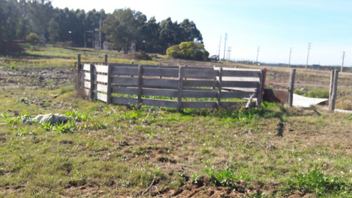 Predio En Excelente Punto En La Entrada Al Pueblo