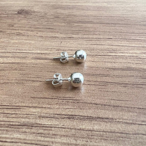 Imagen 4 de 10 de Arete Broquel Bola 6 Mm De Plata .925 Agálea Joyería