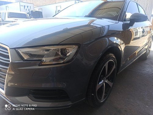 Audi A3 1.4 Tfsi Ambiente Flex Tiptronic 4p 2017