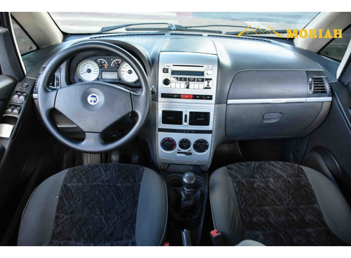 Fiat Idea 1.8 MPI HLX 8V FLEX 4P MANUAL