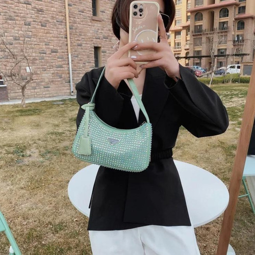 Cartera De Mujer Mini Bag Noche Axilar Mano Piedras Strass Acabado De Los Herrajes Níquel Color Verde Claro Diseño De La Tela Lisa