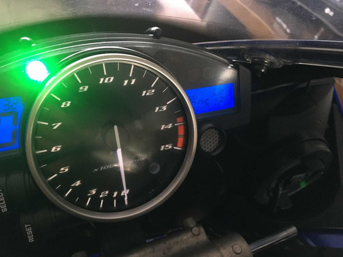 Yamaha Yzfr1