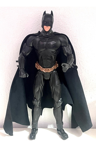 Batman Begins Figura 14 Pulgadas Articulada Capa (Usado)