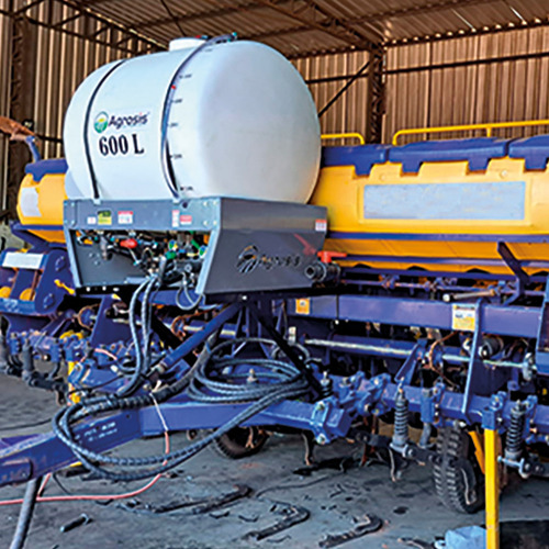 Pulverizador De Plantio Sulco 600 Lts Hidráulico Inoculante