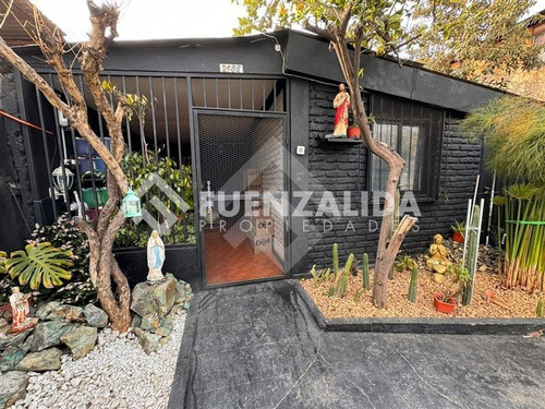 Casa En Venta De 2 Dorm. En Macul