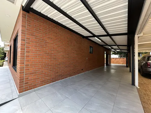 Casa En Venta En Hacienda El Castillo. Cod V8014650