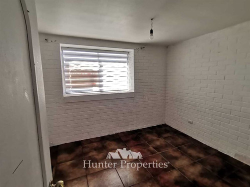 Casa En Venta De 2 Dorm. En Quilicura