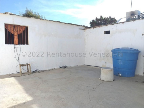 Imagen 7 de 19 de Amplia Casa Lista Para Habitar Con Céntrica Ubicación. 04120656408 Mls 22-8937