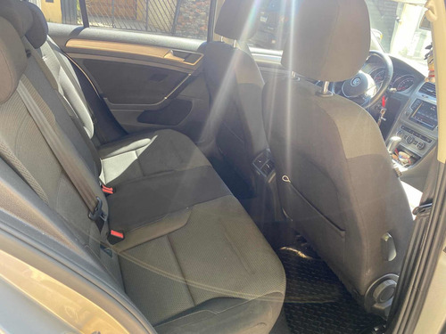 Imagen 6 de 9 de Volkswagen Golf 2016 1.4 Comfortline Tsi