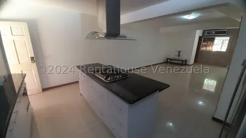 Thownhouse De Oportunidad Lc