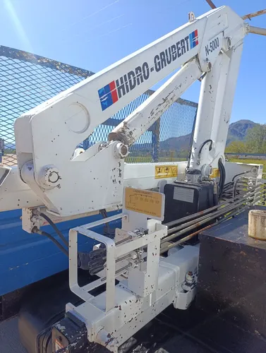 Camión Volkswagen Con Hidrogrúa Caja Pl Barandas Rebatibles.