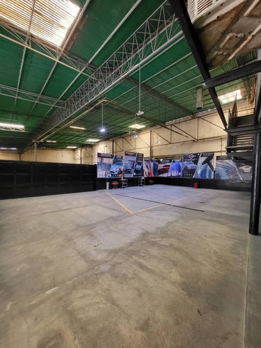 Imagen 17 de 30 de Se Vende Galpón De 1683 Mtr2 En Av. Los Aviadores Barrio San Luis 04243297055