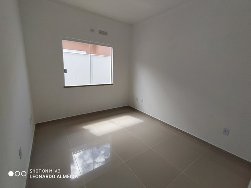 Imagem 9 de 14 de Casa Itaipuaçu 2 Quartos. Próximo Ao Centro Do Barroco. 672
