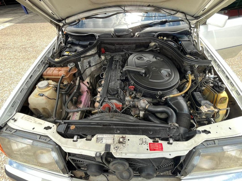 Mercedes Benz E-260