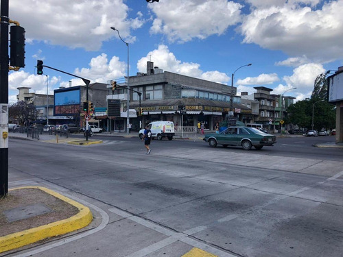 Imagen 6 de 6 de Local Venta Cerrito De La Victoria General Flores Y Pla: Local Comercial + 2 Apartamentos.