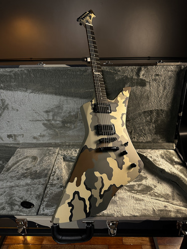Guitarra Esp Ltd Snakebyte Camo - Kuiu Camo Satin