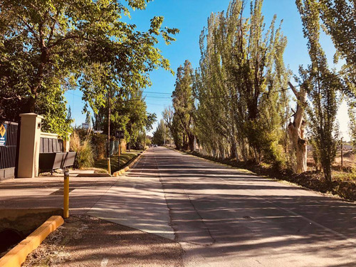 Lote En Exclusiva Zona De Chacras De Coria