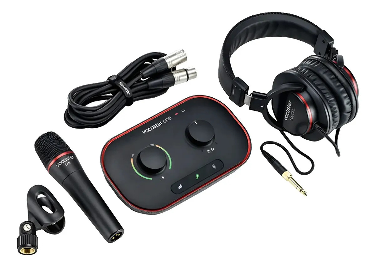 Kit Interfaz Podcast Streaming Focusrite Vocaster One Studio Agua