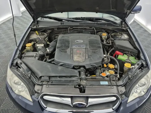 Subaru Legacy 3.0 R AWD AT