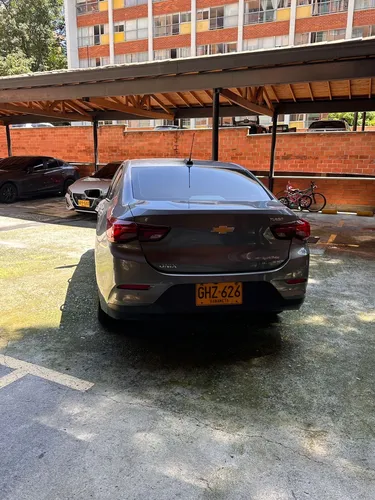Chevrolet Onix 1.0T Premier Sedan At