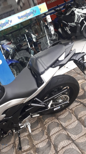 Imagem 6 de 12 de Yamaha Mt 03 321cc Abs 2018 Prata Único Dono