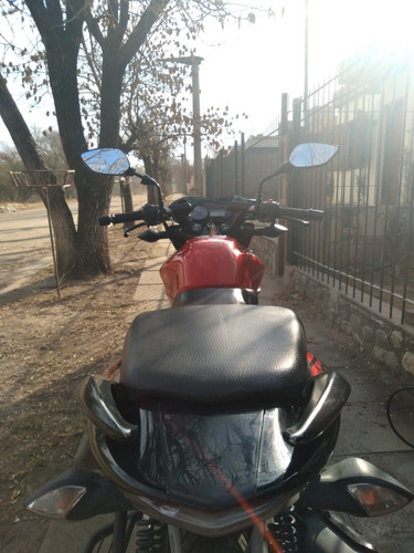 Imagen 4 de 8 de Bajaj 2017