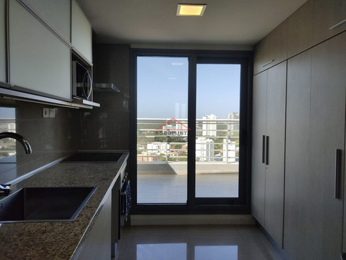 Pent House 1 Dormitorio, Parrillero En Torre Con Servicios- Ref: 5391