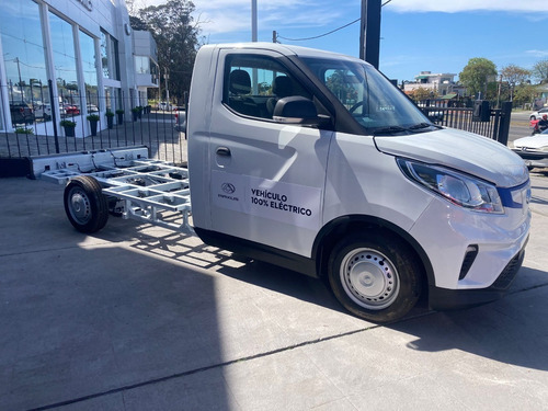 Imagen 4 de 17 de Maxus Edeliver 3 Chasis Cabina
